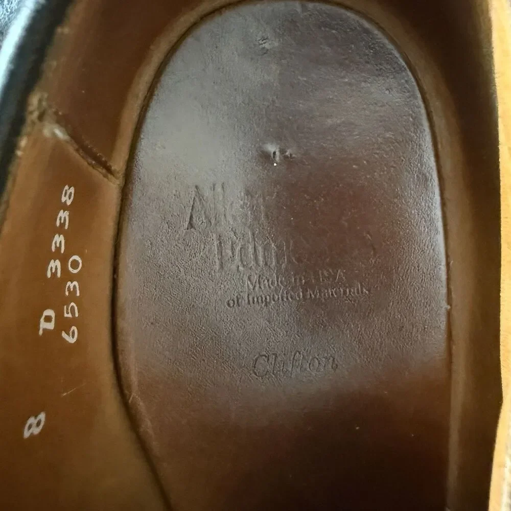 Allen Edmonds Clifton Cap Toe Oxfords Size 8 D in Walnut Brown Leather